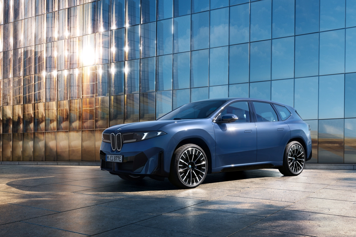 BMW iX3